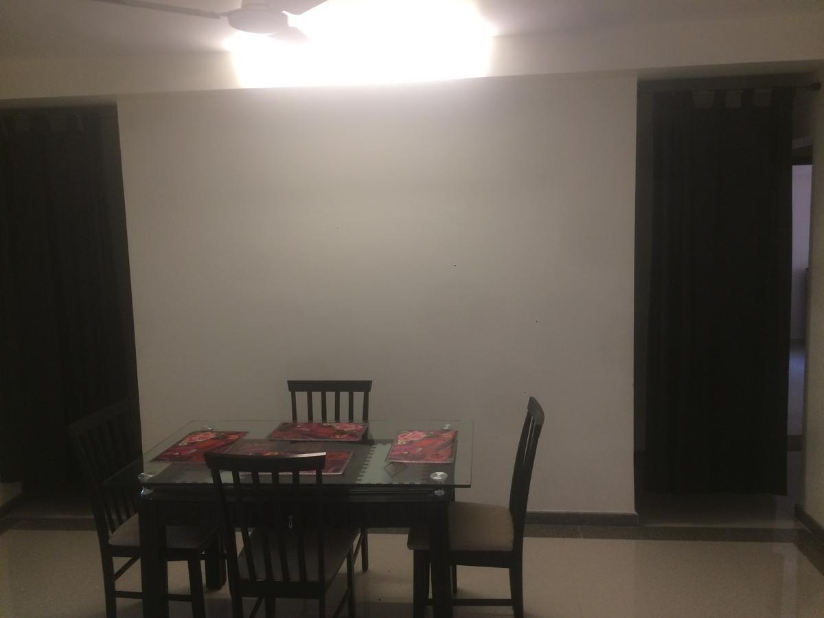 Poonam Hieghts Bed & Breakfast Mumbai Luaran gambar